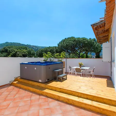 Yourhome - Jolly Pini *